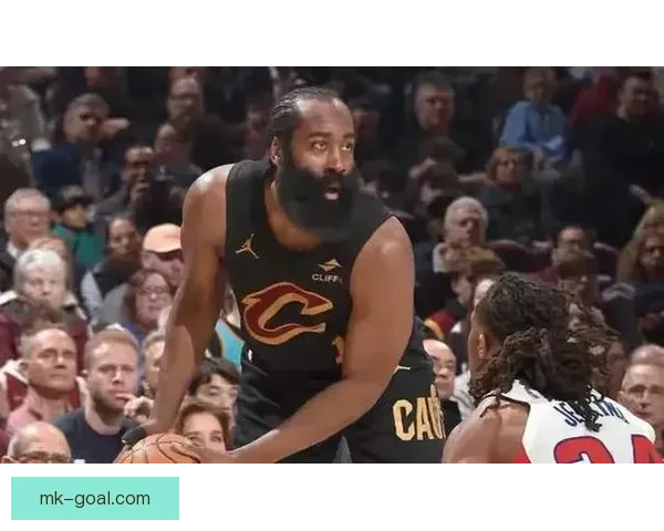 阿特金森称球队心智更成熟哈登临场判断决策能力表现令人赞叹与信赖