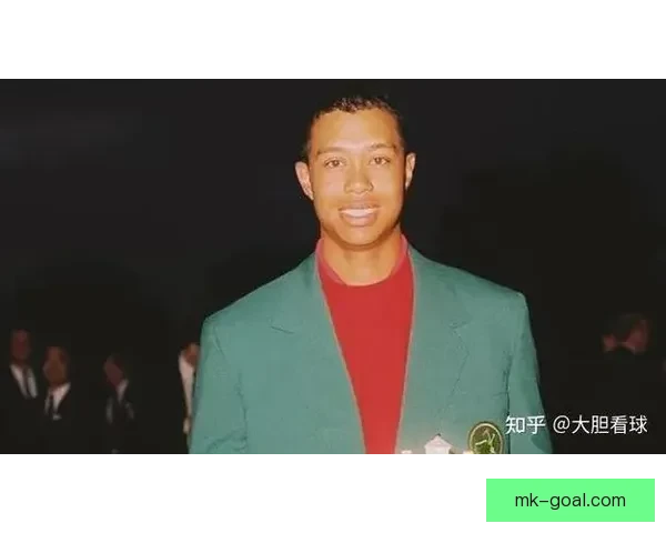 刹不住的泰格·伍兹与口袋里两粒神秘药丸的故事揭秘