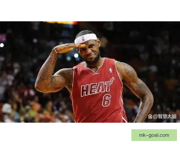 以6战净胜64分 老詹放权回应东詹不兼容言论 打破质疑证明合作无懈可击